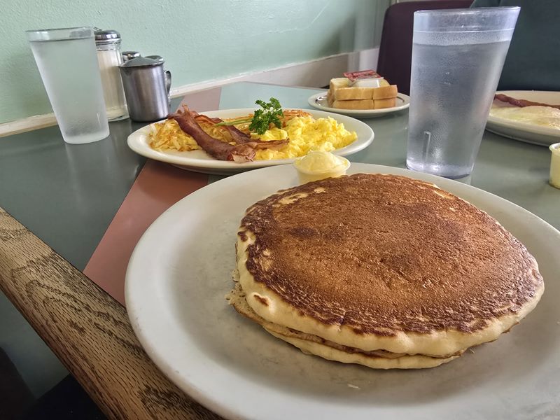 Little Pat's Place food