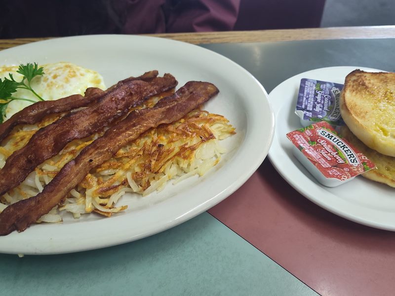 Little Pat's Place food